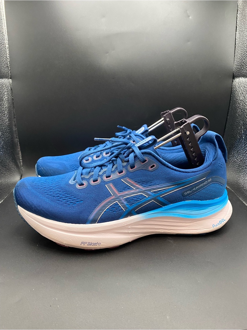 ASICS Women’s Gel-Kayano 32 Running Shoes Size 9.5 Blue White Sneakers